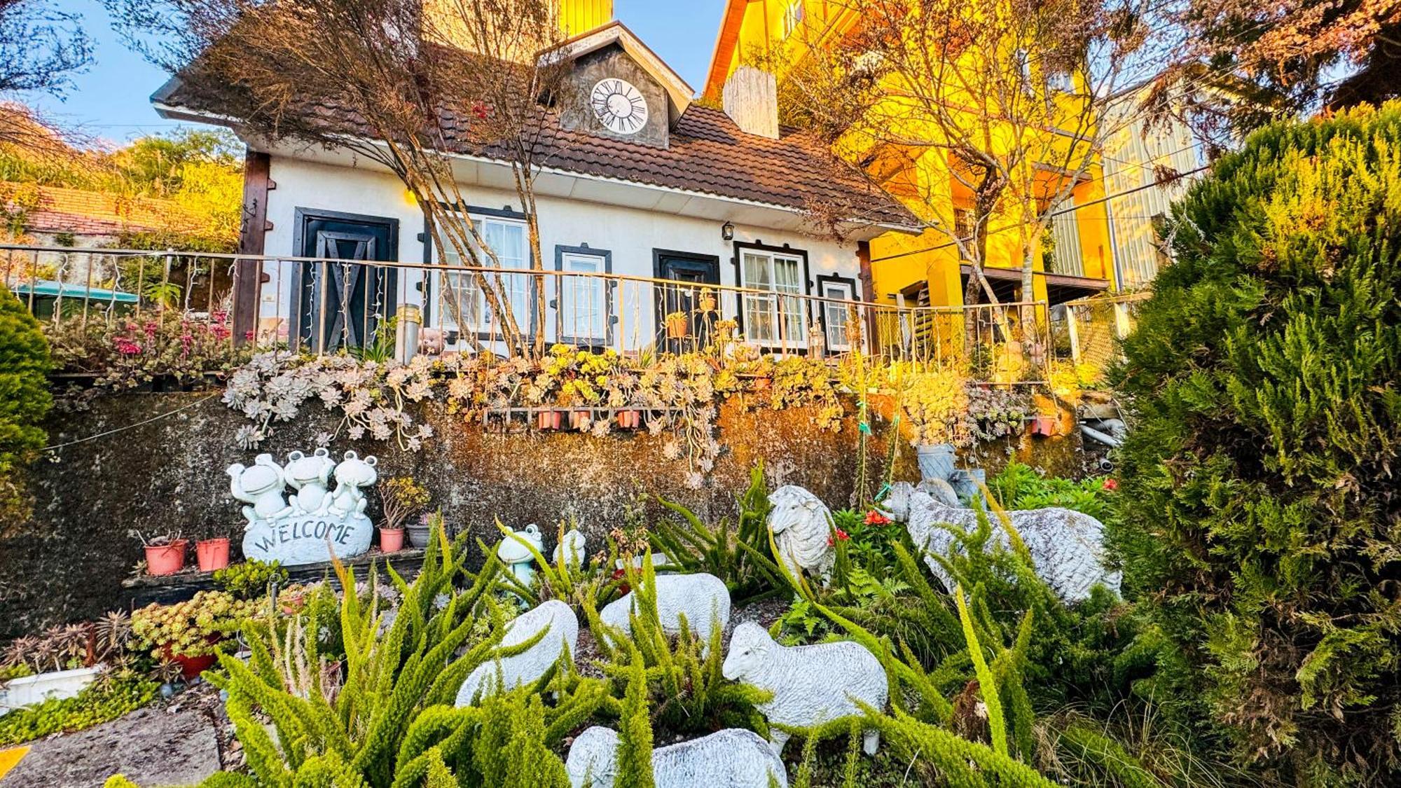 31 Homestay Renai Luaran gambar